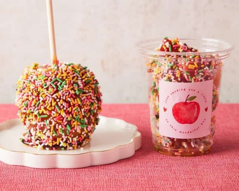 りんごあめ　チョコスプレー｜出水市でスイーツのテイクアウトならBAR BOCCI